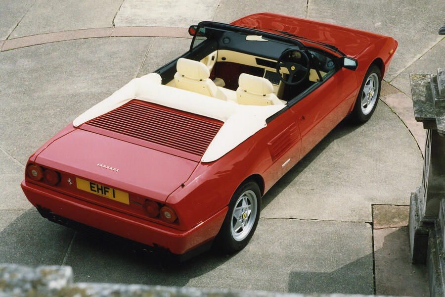 9 Ferrari mondial