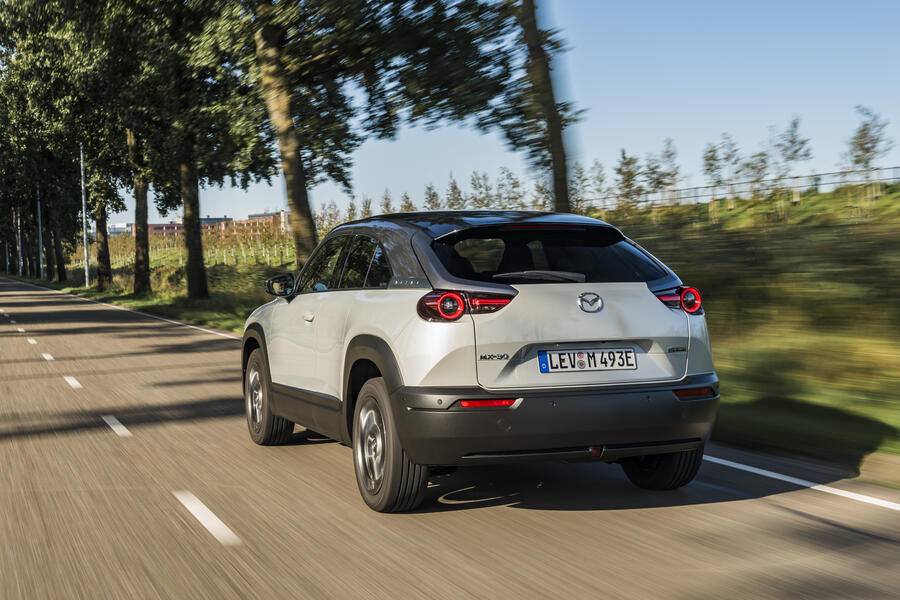 Action mazdamx 30ceramicwhite20