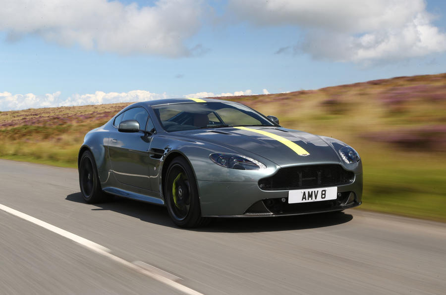 Aston martin v8 vantage amr