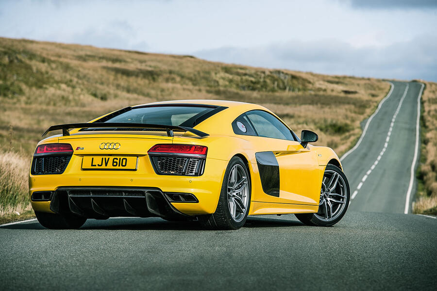 Audi r8 plus 1