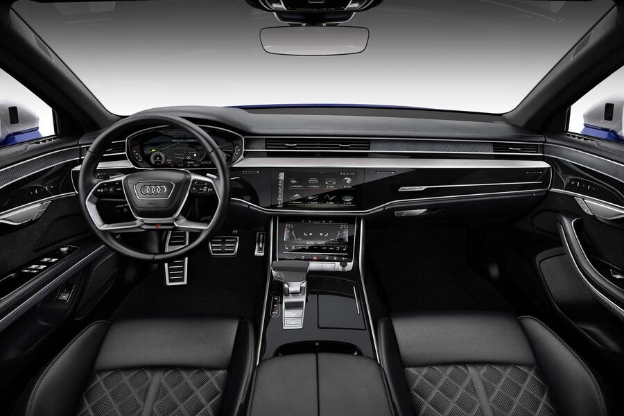 Audis8 21 interior