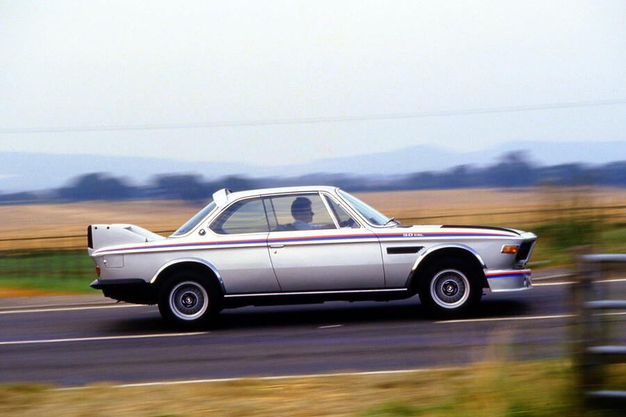 Bmw 30 csl   tracking side