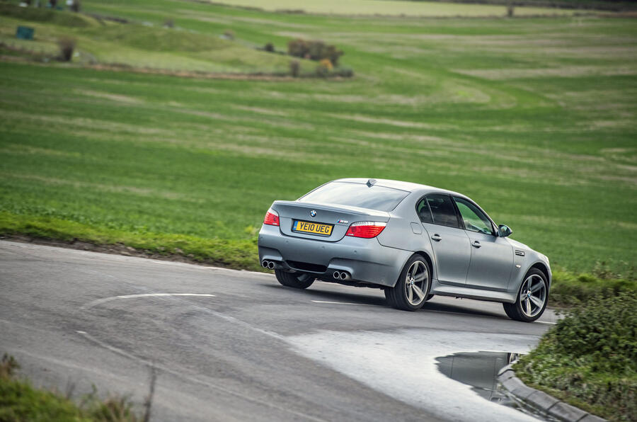 Bmw m5 e50 readers q