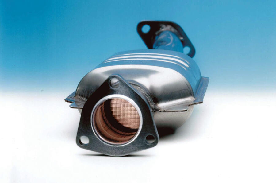 Catalytic converter 0