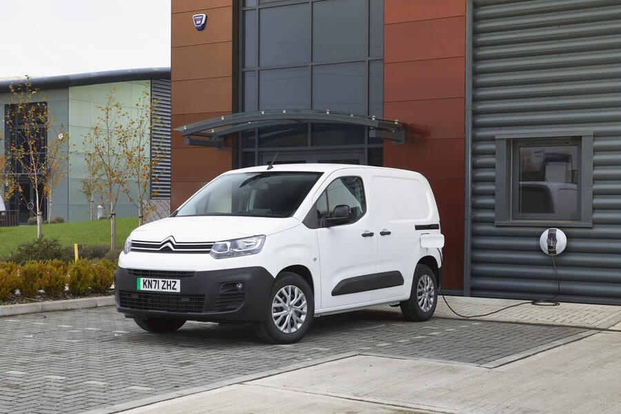 Citroen e berlingo front while charging