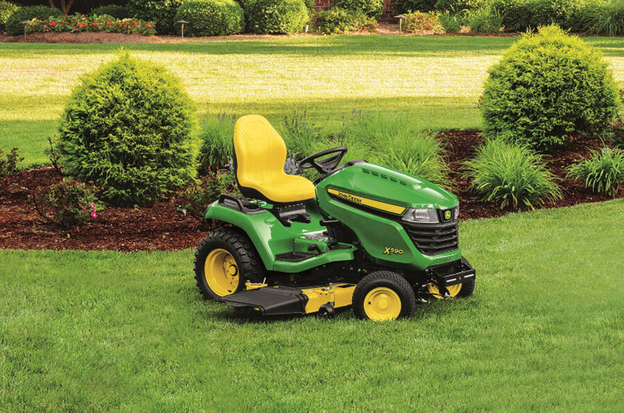 John deere x590 lawn tractor