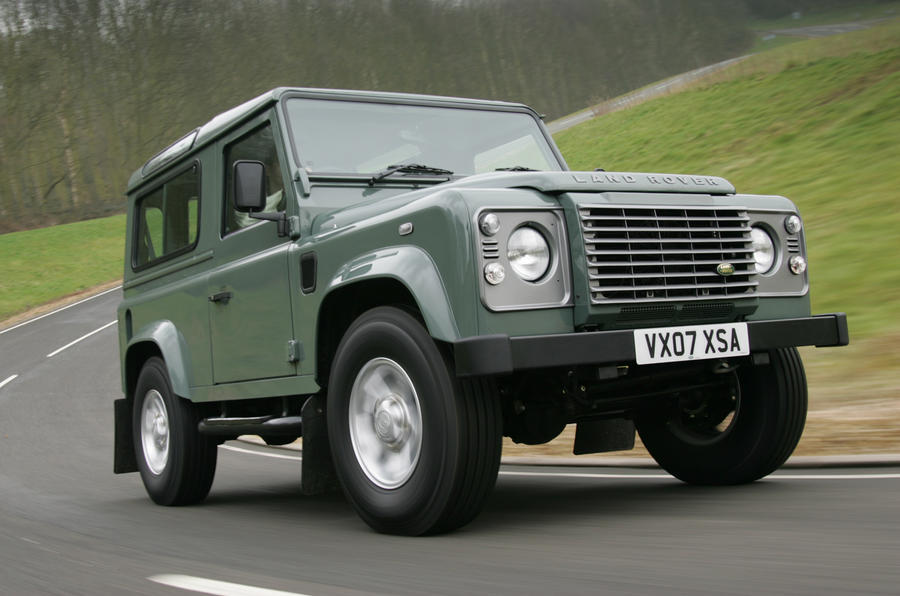 Land rover defender front 0 0