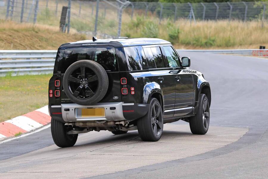 Land rover defender v8 nurburgring 7