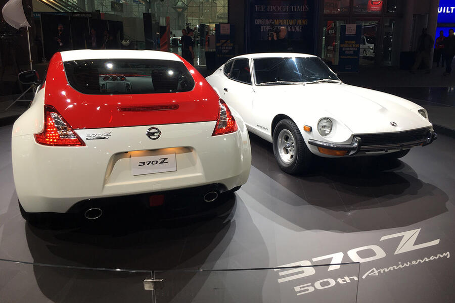 Nissan 370z 50yrs 4