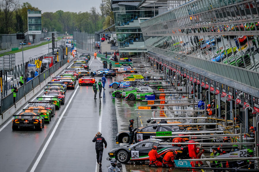 Pitlane sro dirk bogaerts