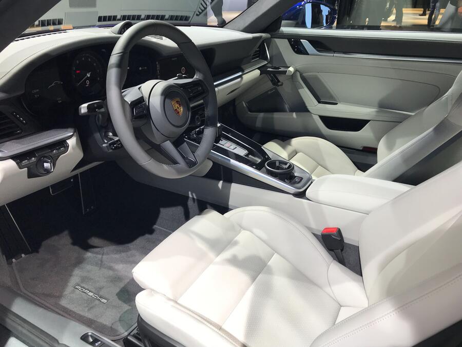 Porsche 911 992 la motor show 3