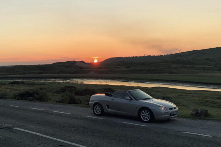 Readers ride mg f