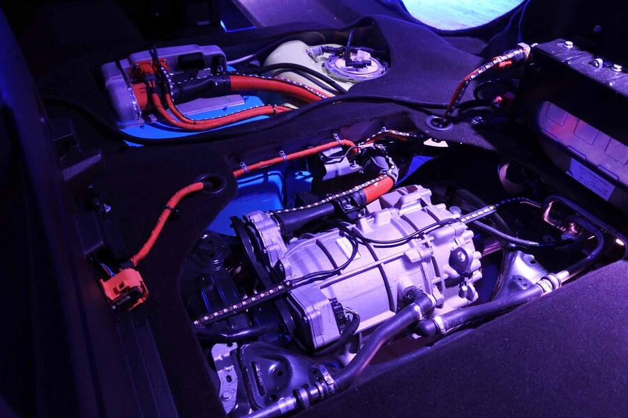 Rengade motor