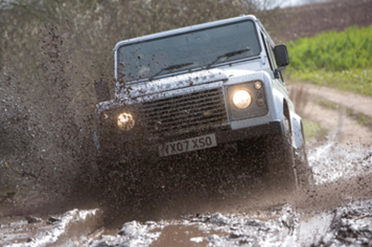 Land Rover Defender 90