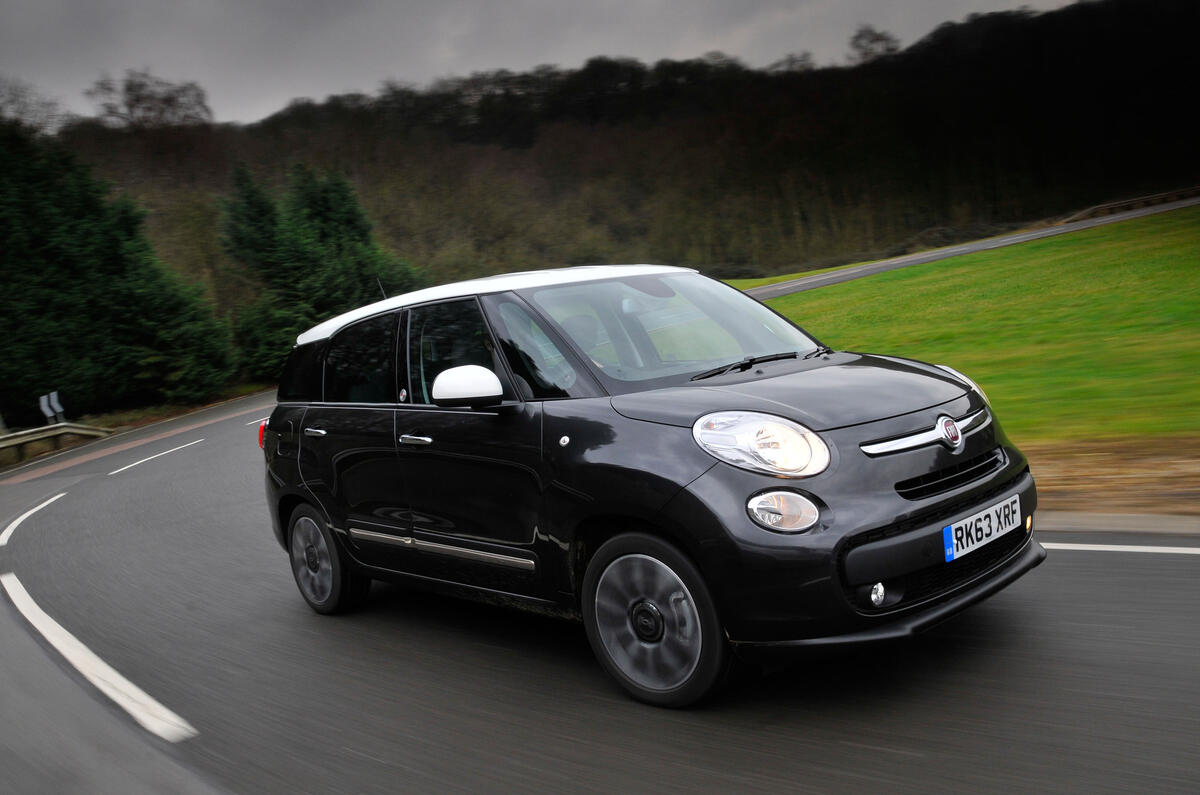 Fiat 500l 0