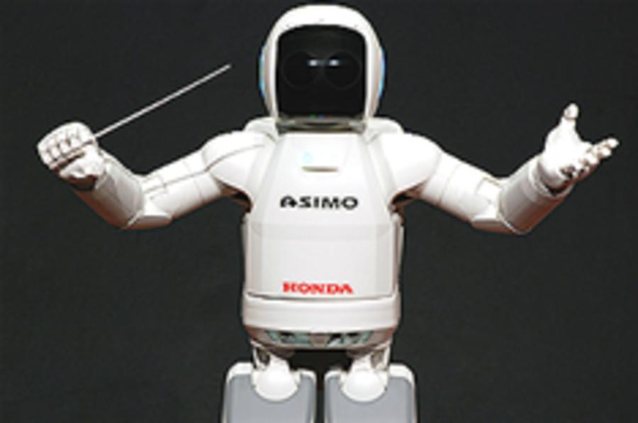 Honda ASIMO conducts orchestra