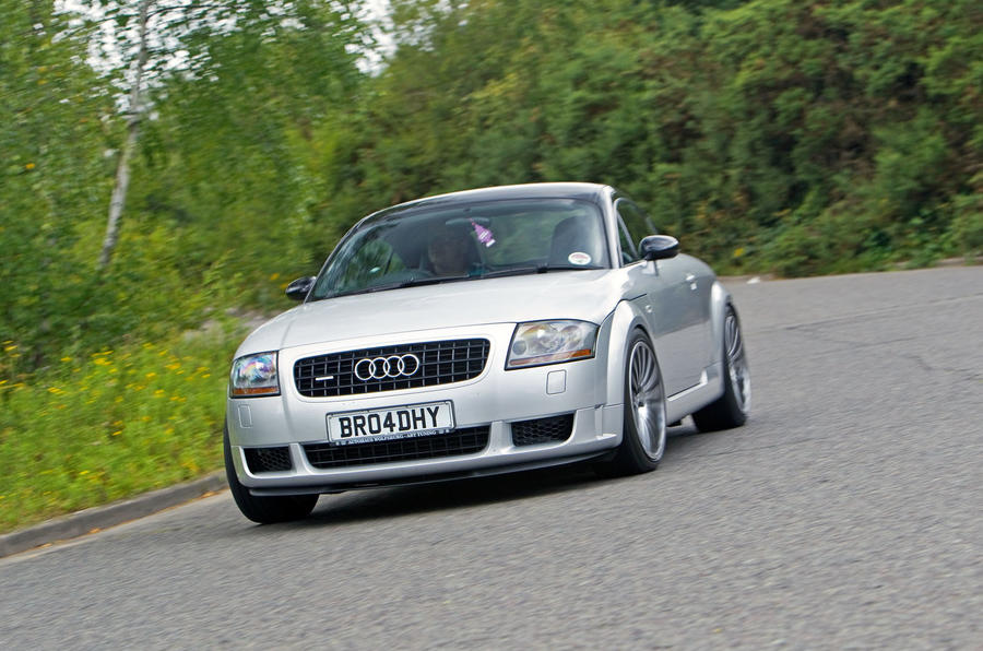 Audi TT 1.8 T 240 Sport quattro - tracking front