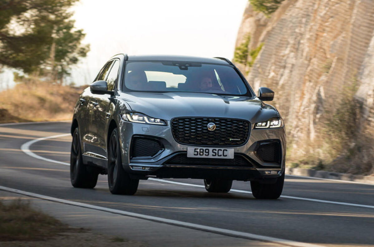 Jaguar F-Pace - front