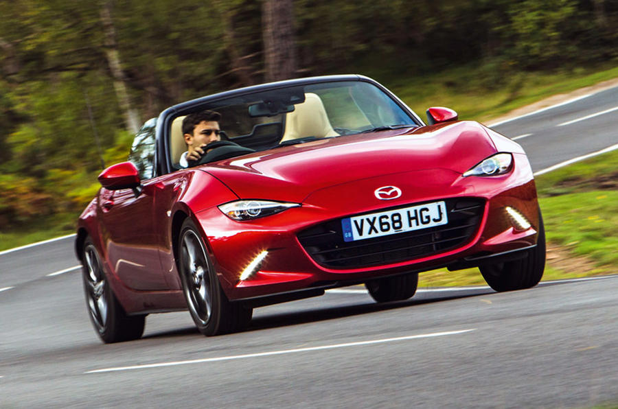 Mazda MX-5 2.0 - tracking front