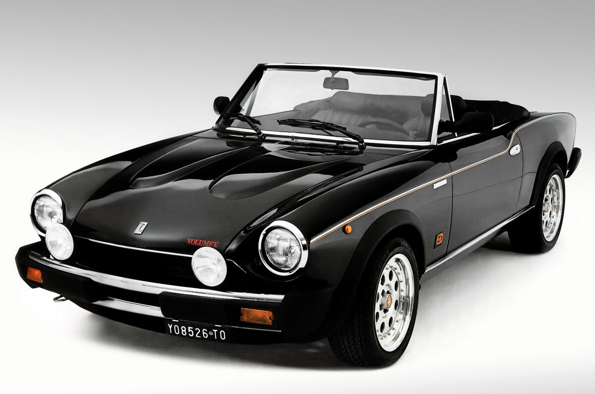 1983 Pininfarina spidereuropa volumex 0