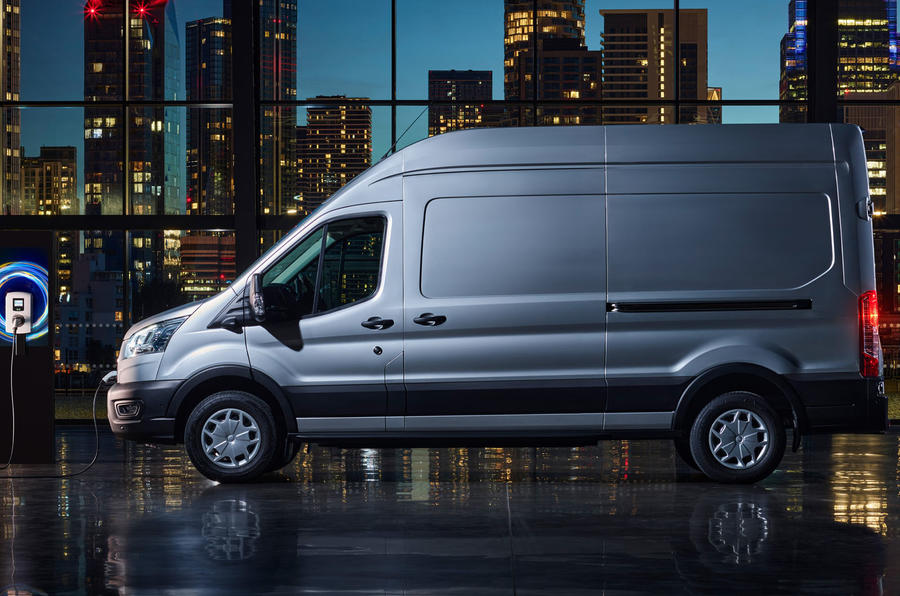 1 Ford E Transit