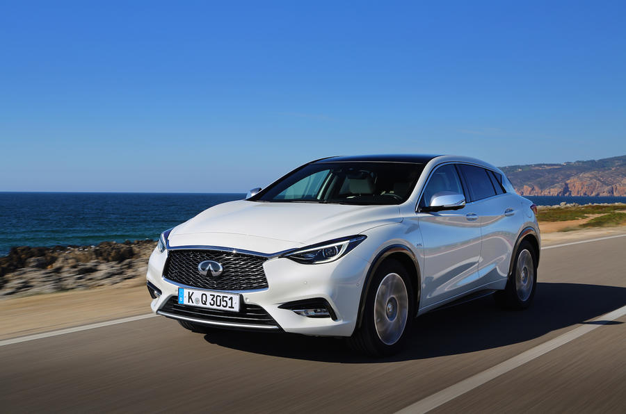 Infiniti Q30 2.2d Premium Tech 