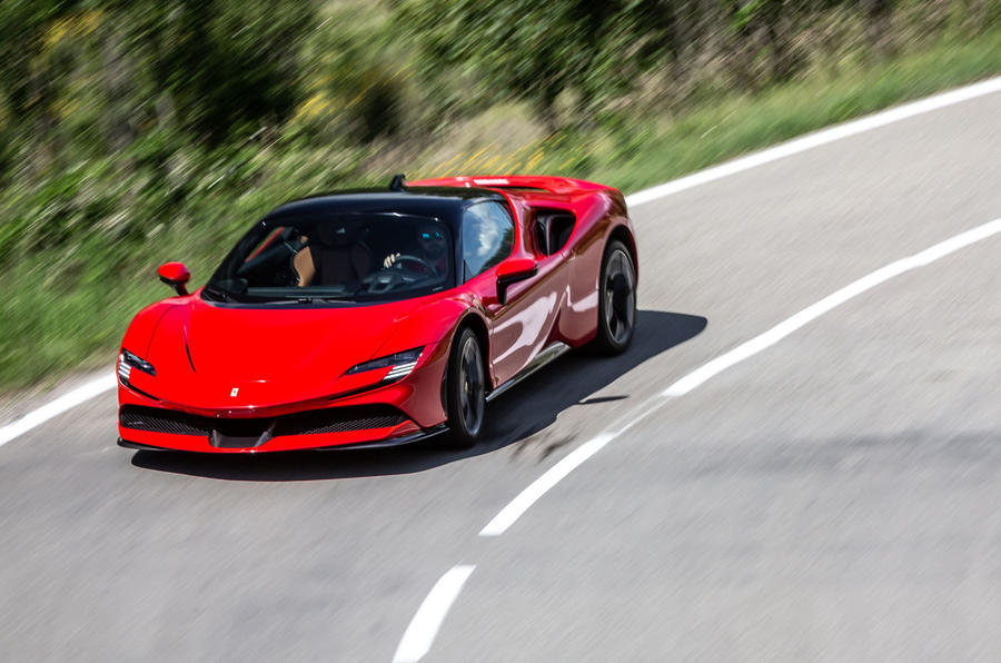 2020 Ferrari SF90 Stradale - cornering front