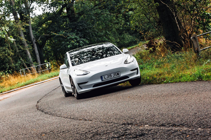 2019 Tesla Model 3 - cornering front