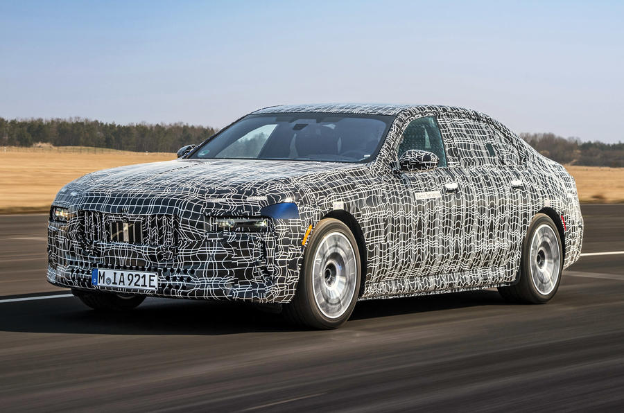 99 BMW i7 prototype drive 2022 tracking front