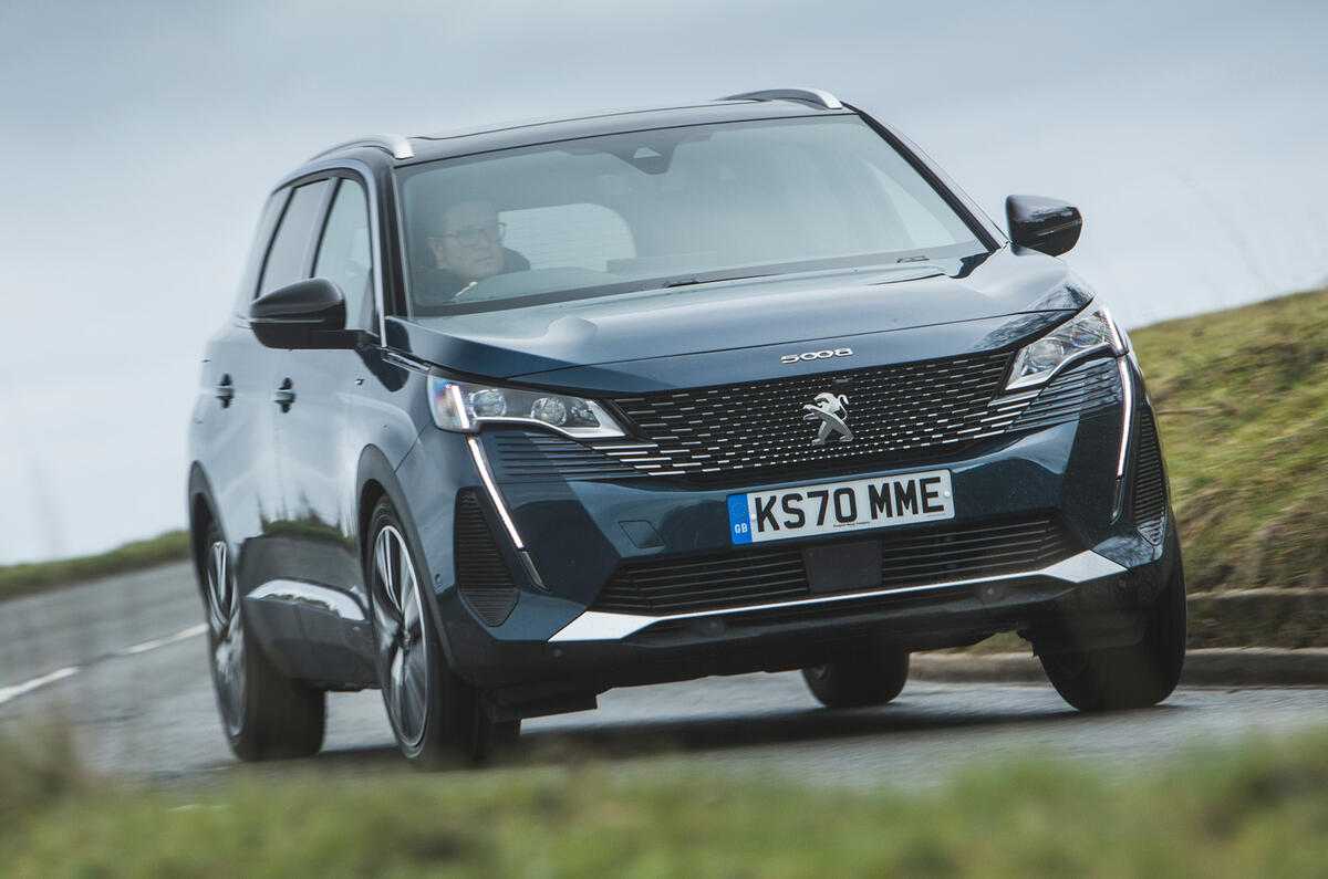 99 nearly new buying guide Peugeot 5008 lead