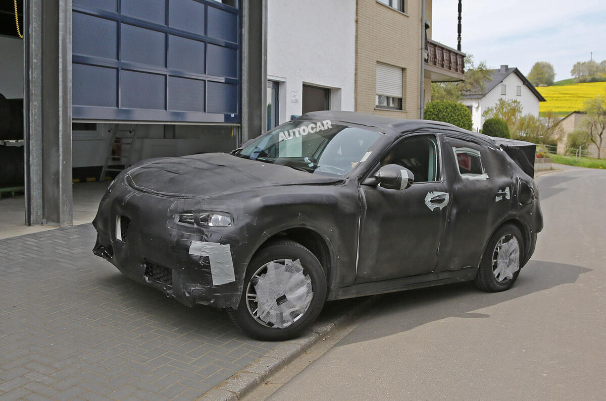 Alfa stelvio spies 286 0