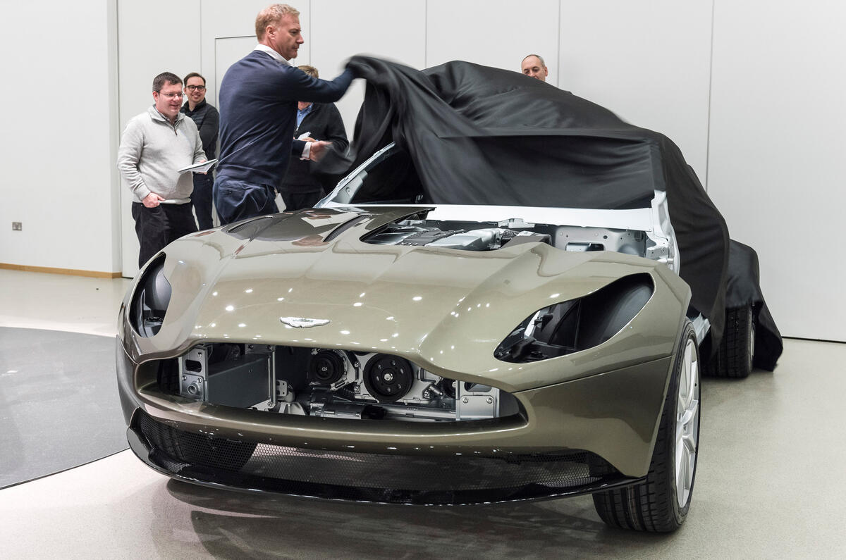 Aston dsfw354red db11 164