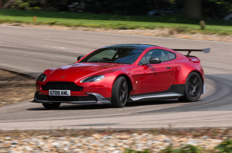 Aston Martin Vantage GT8