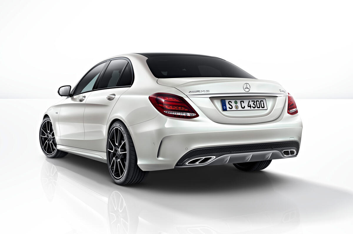 Exterior studio shot saloon with ninja wheels 0