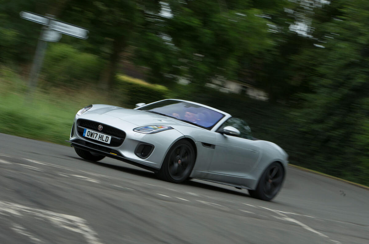 Jaguar F-Type P300 R-Dynamic Convertible