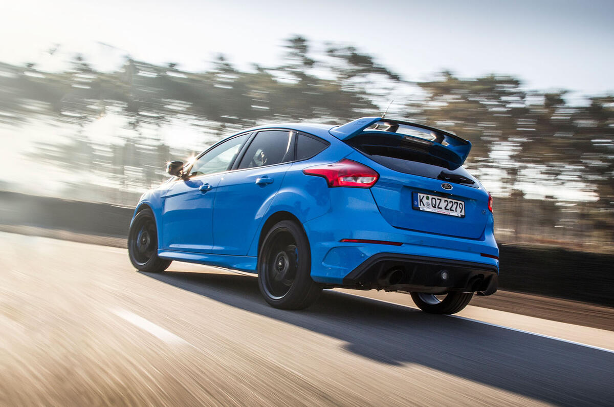 Ford focus rs 2015 0004