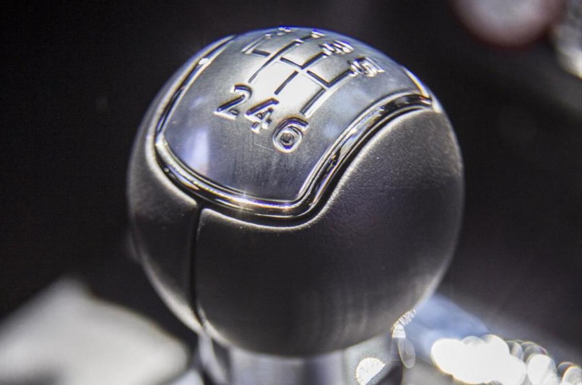 Ford mustang 2015 drive 008 0