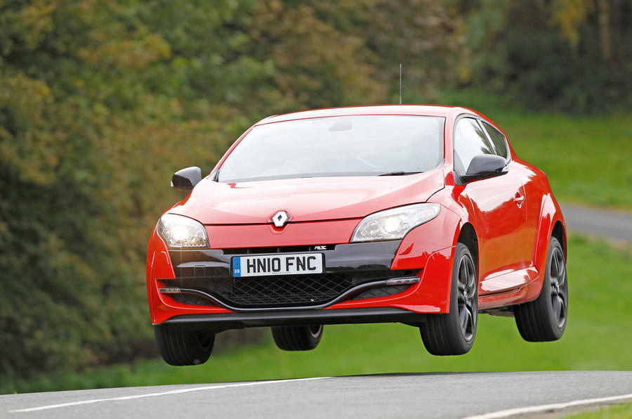 Renault Megane RS 2010 - jump