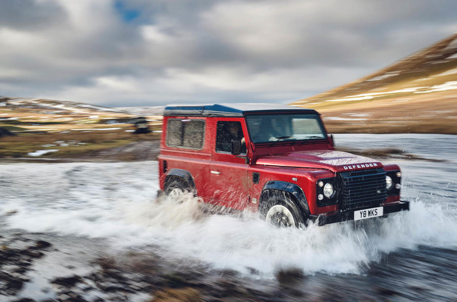 Land Rover Defender V8