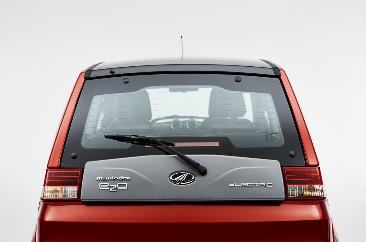 Mahindra e2o   rear view