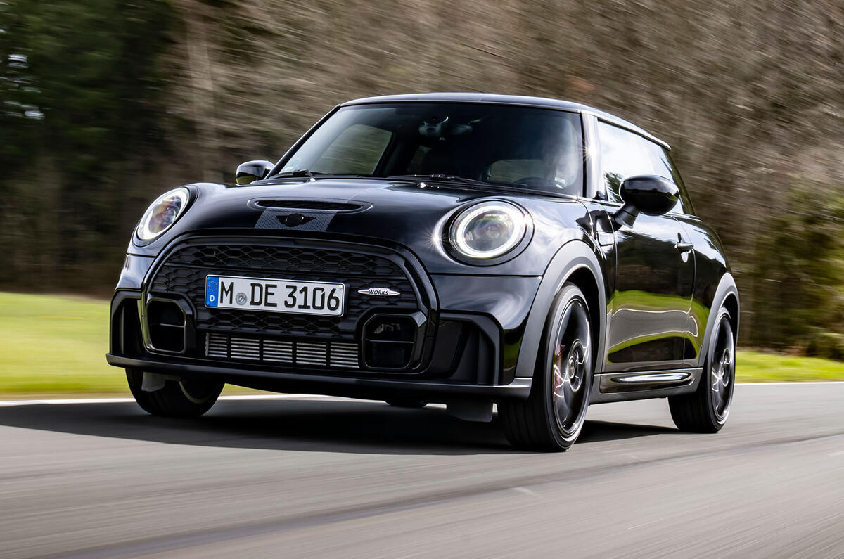 Mini JCW 1to6 front three quarter