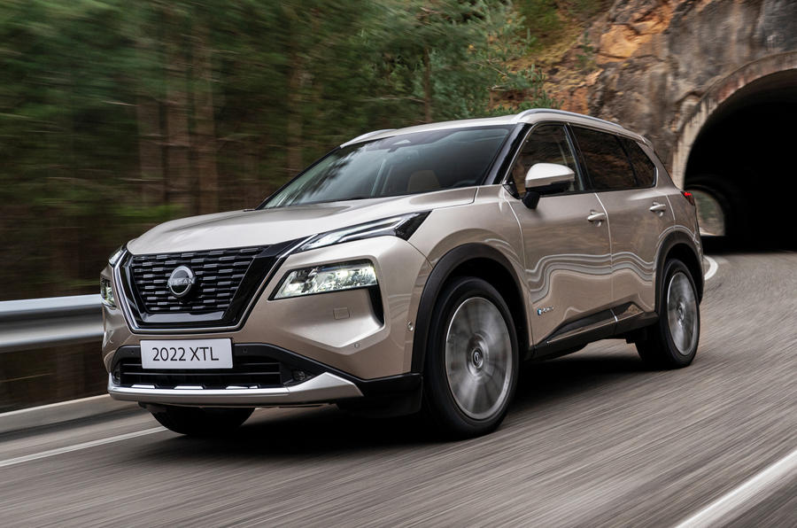 Nissan X Trail 2022 lead front quarter tracking