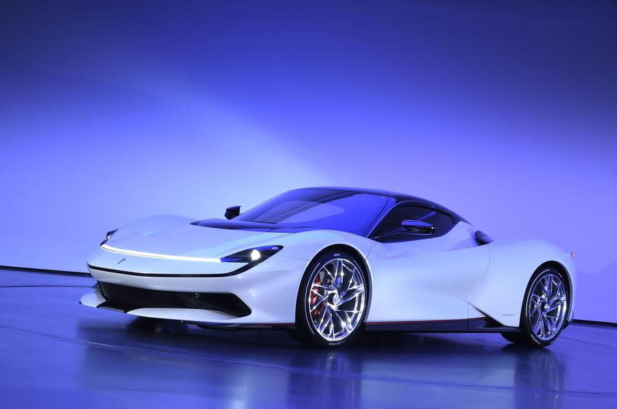 Pininfarina Battista 2019 front quarter studio