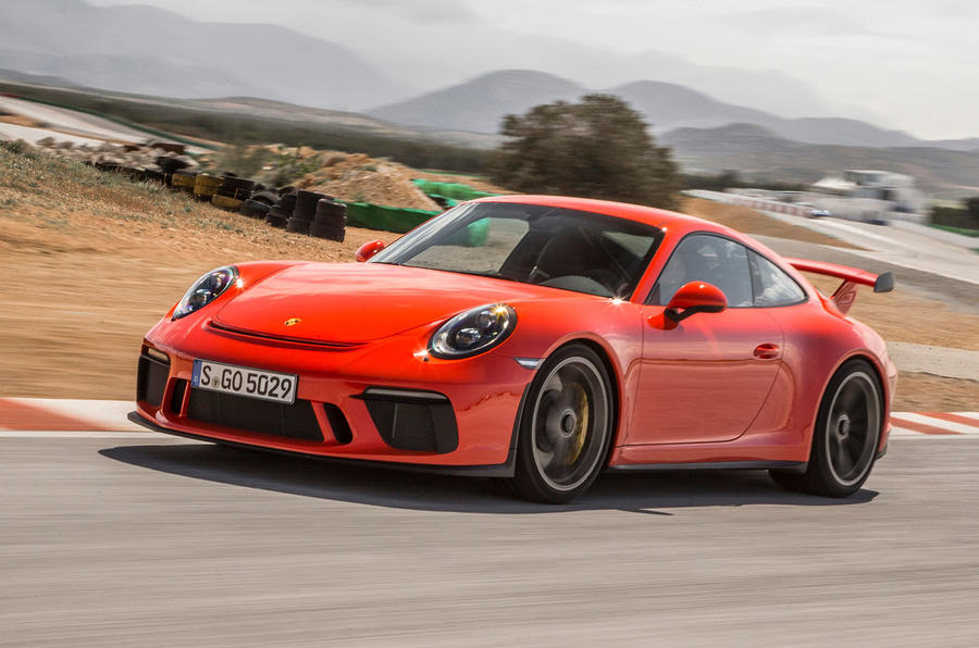 Porsche 911 GT3 on track - front