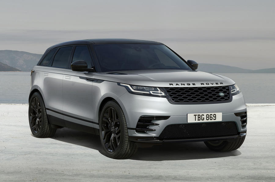 RR VELAR HST 23MY UK Spec 140422 01