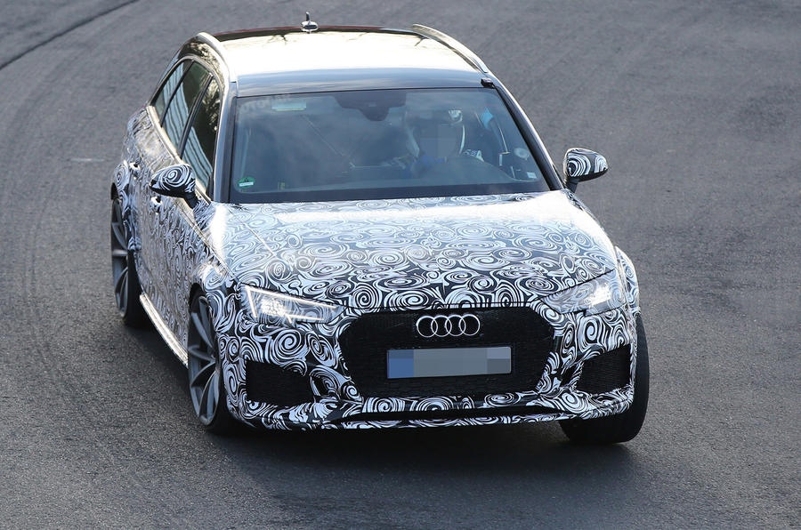 Audi RS4 spy shots