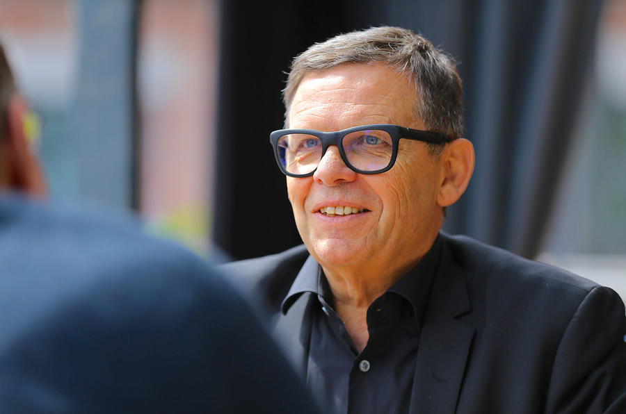 Peter Schreyer wins Sturmey Award at Autocar Awards