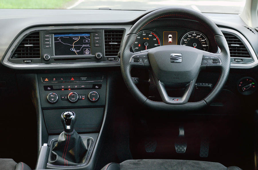 Seat Leon ST FR dashboard