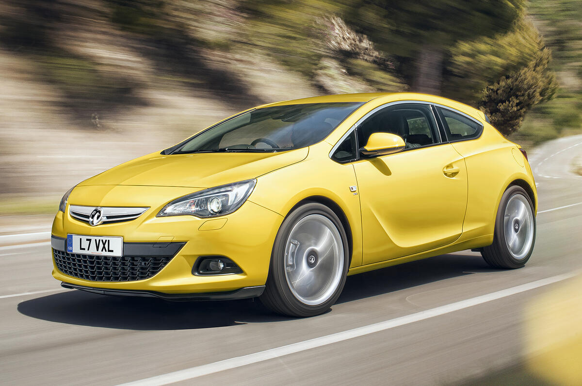 Vauxhall Astra GTC revealed