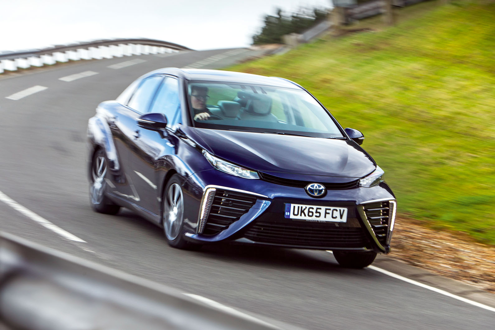 Toyota Mirai cornering